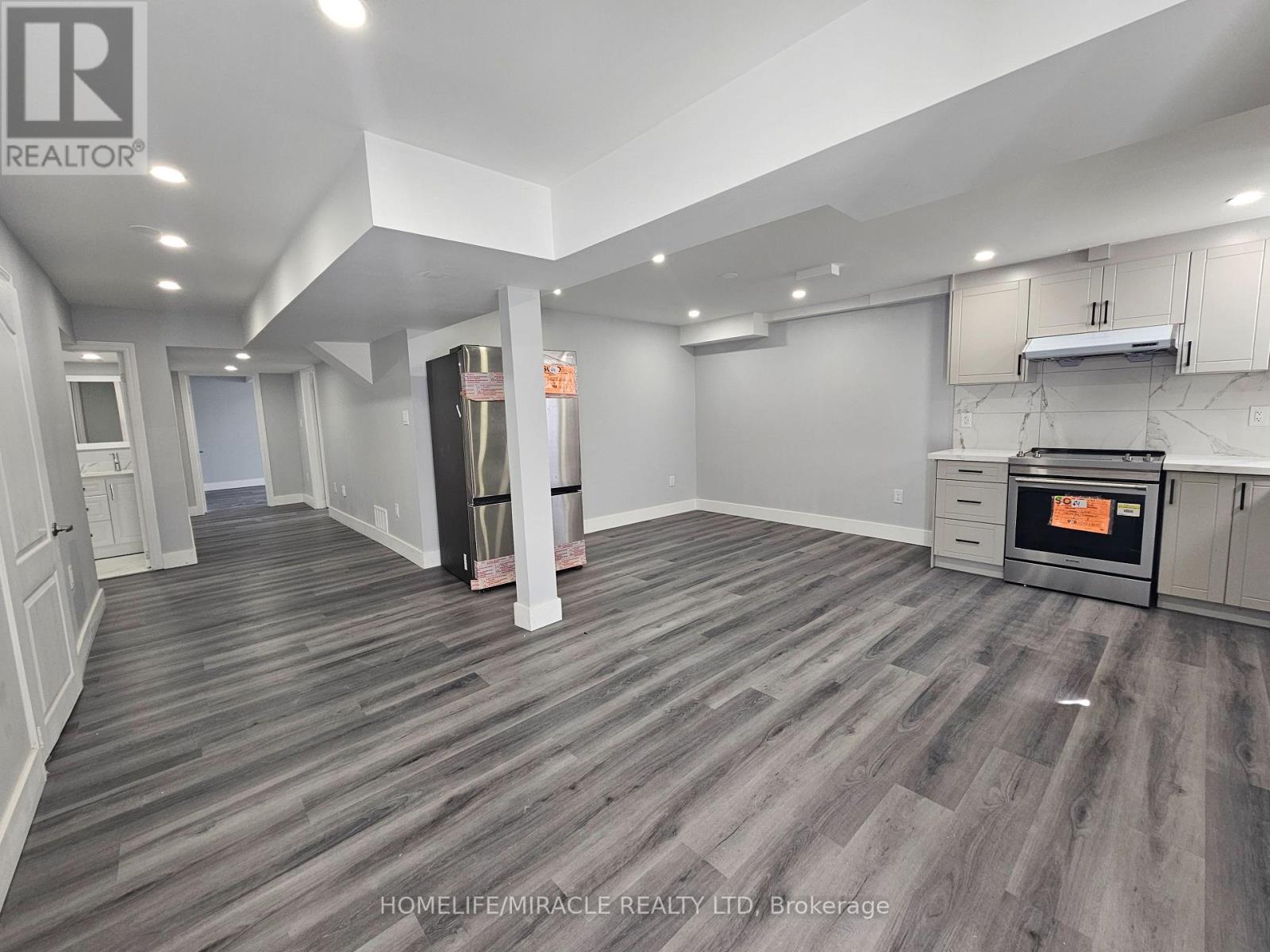 6306 Crickadorn Court N, Mississauga, Ontario  L5N 2J6 - Photo 9 - W12644272