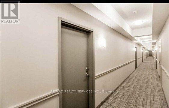 209 - 50 Sky Harbour Drive W, Brampton, Ontario  L6Y 6B8 - Photo 3 - W12644282