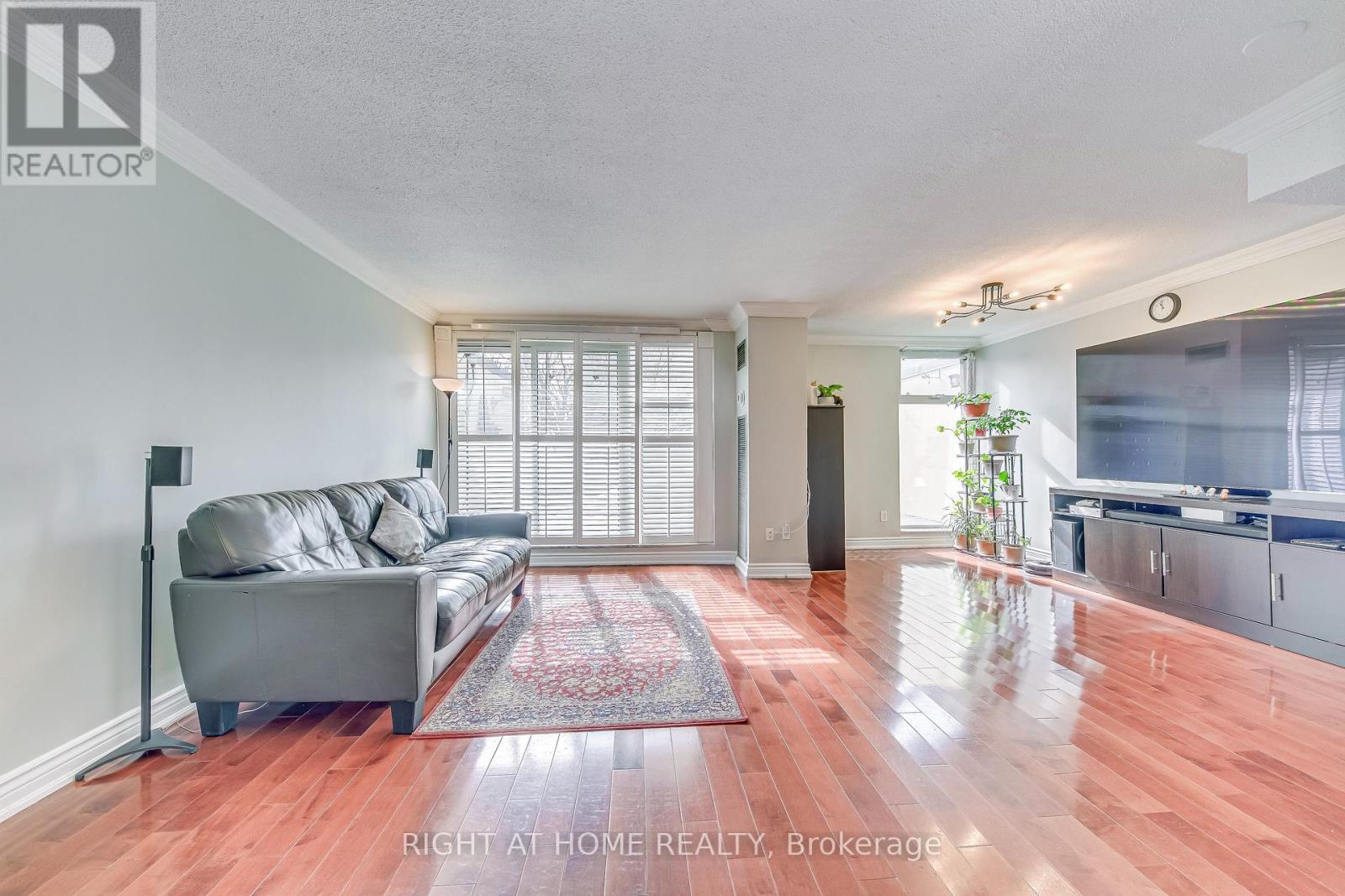 103 - 366 The East Mall, Toronto, Ontario  M9B 6C6 - Photo 15 - W12644286