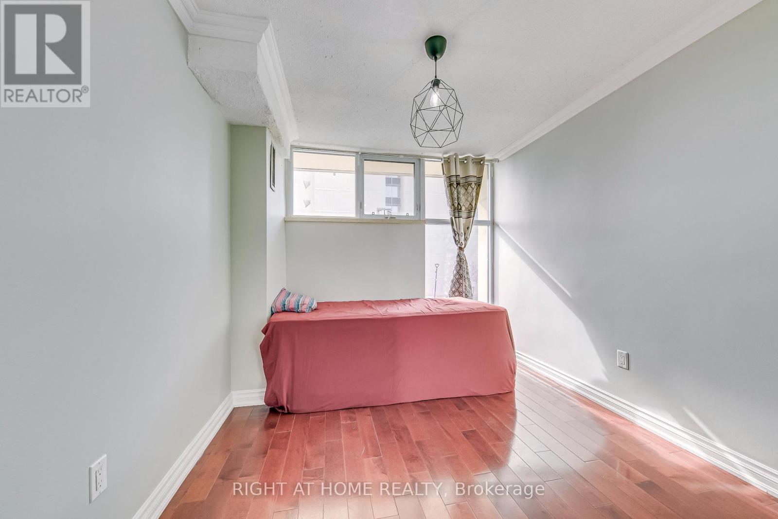 103 - 366 The East Mall, Toronto, Ontario  M9B 6C6 - Photo 32 - W12644286