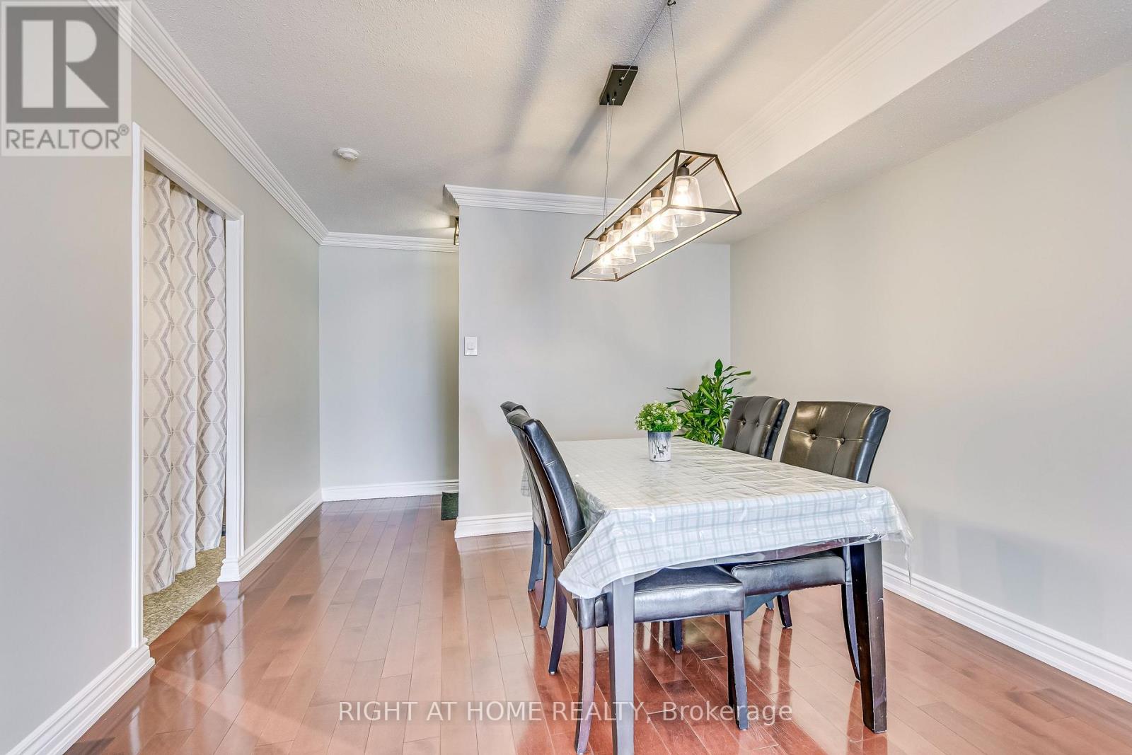 103 - 366 The East Mall, Toronto, Ontario  M9B 6C6 - Photo 8 - W12644286