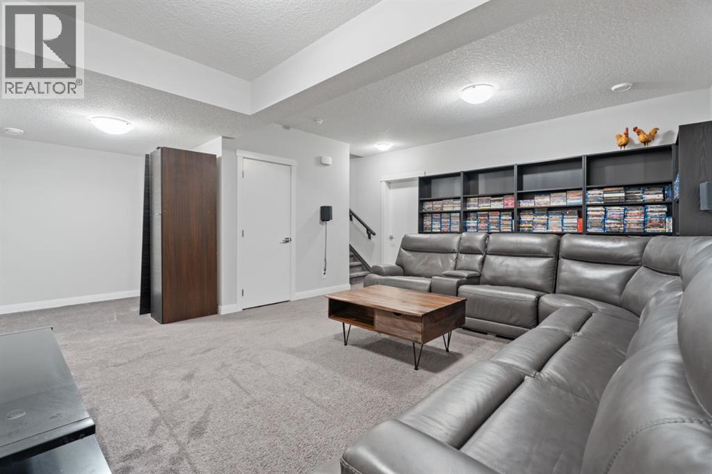 39 Cranbrook Green Se, Calgary, Alberta  T3M 2X1 - Photo 35 - A2271915