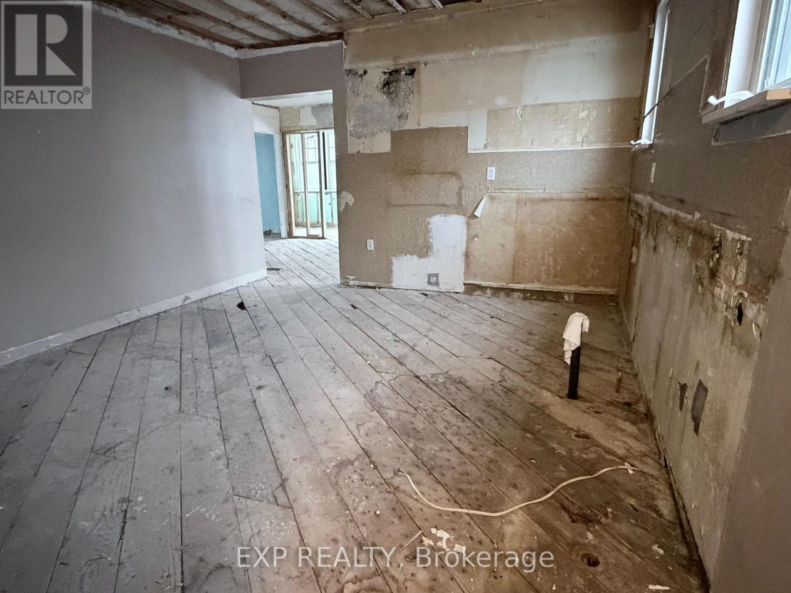 16 Nelson Street, Norfolk, Ontario  N3Y 3E3 - Photo 15 - X12644298