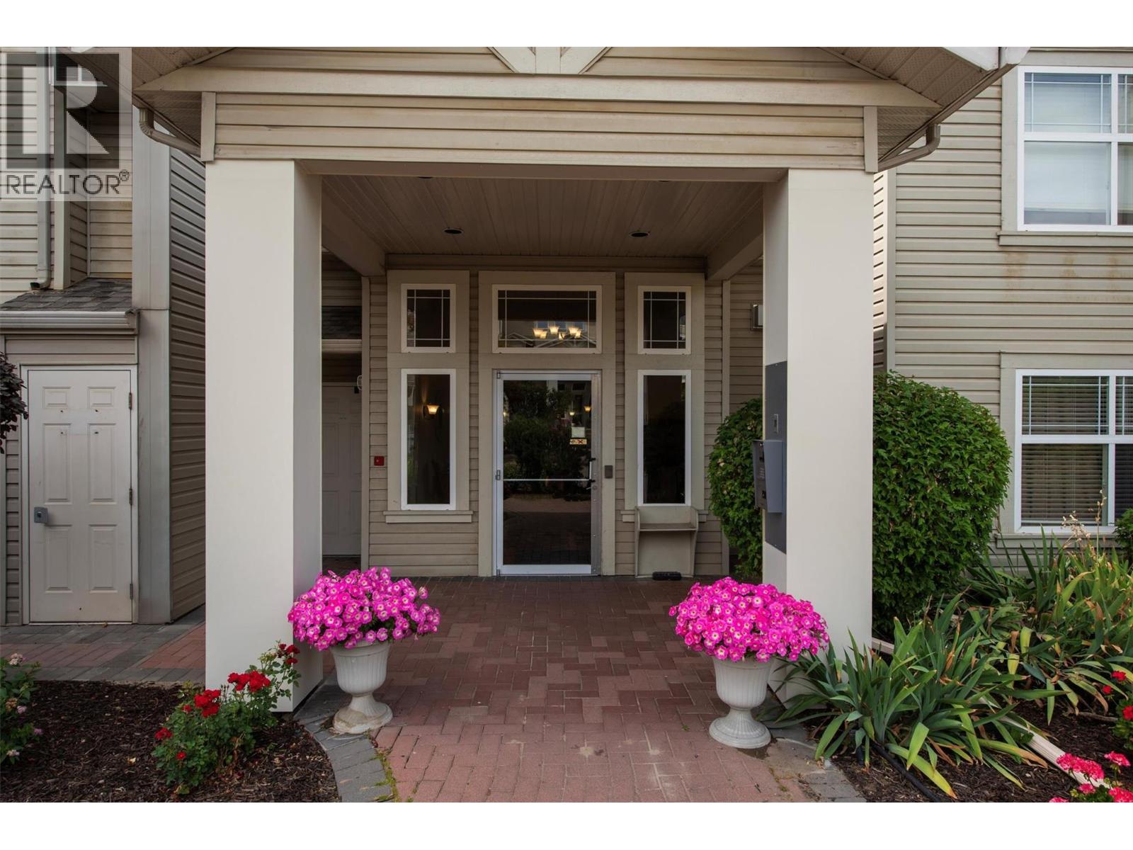 555 Houghton Road Unit# 203, Kelowna, British Columbia  V1X 7P9 - Photo 2 - 10366666