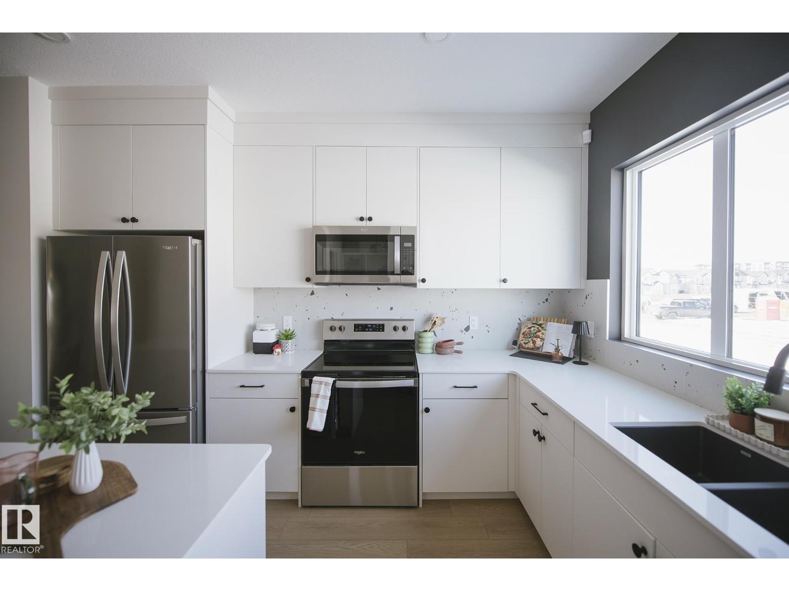 9079 Elves Loop Nw, Edmonton, Alberta  T6M 3G4 - Photo 6 - E4468452