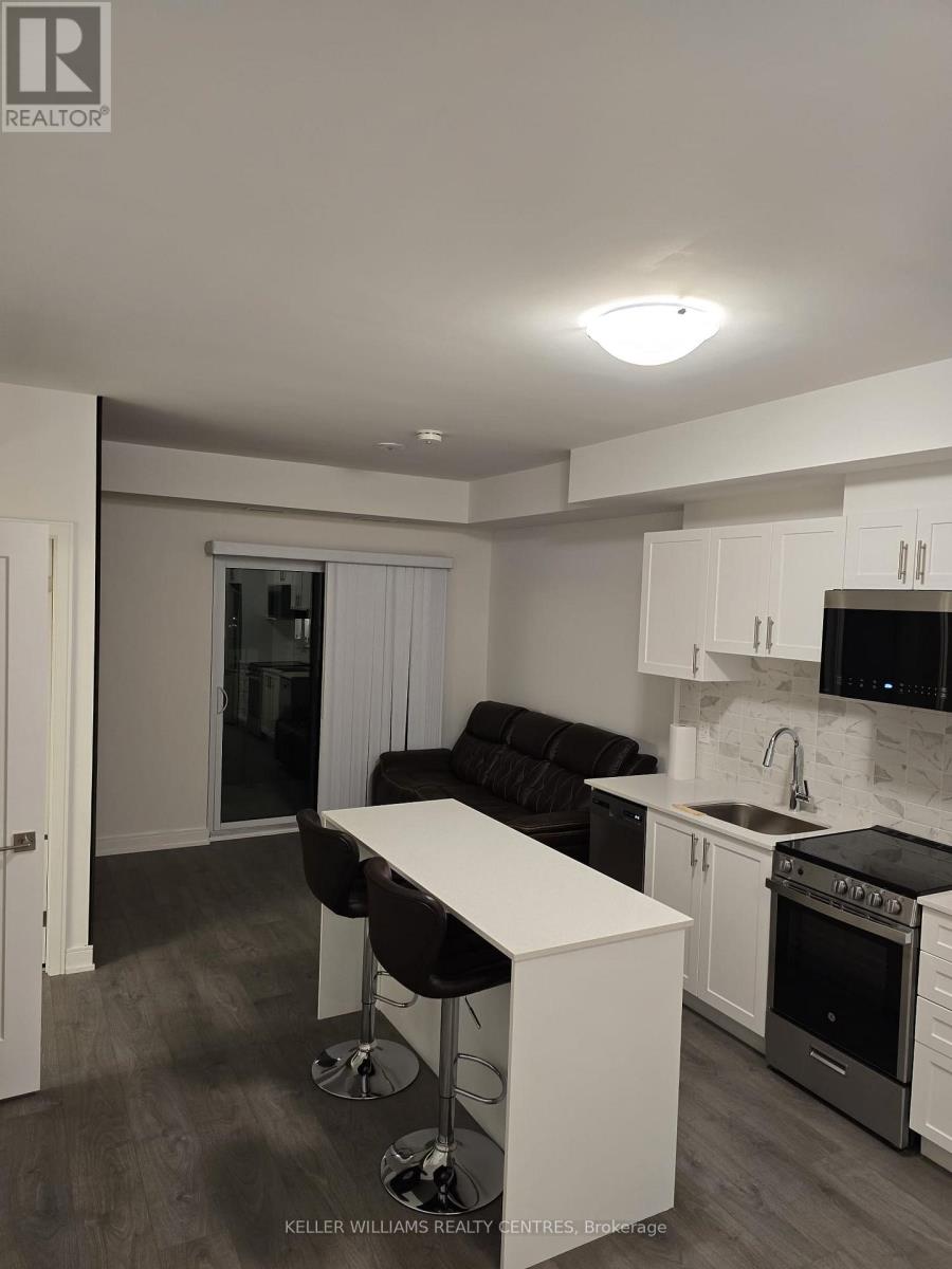 B 709 - 715 Davis Drive, Newmarket, Ontario  L3Y 0J2 - Photo 4 - N12644304