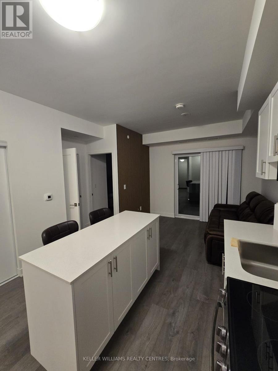 B 709 - 715 Davis Drive, Newmarket, Ontario  L3Y 0J2 - Photo 6 - N12644304