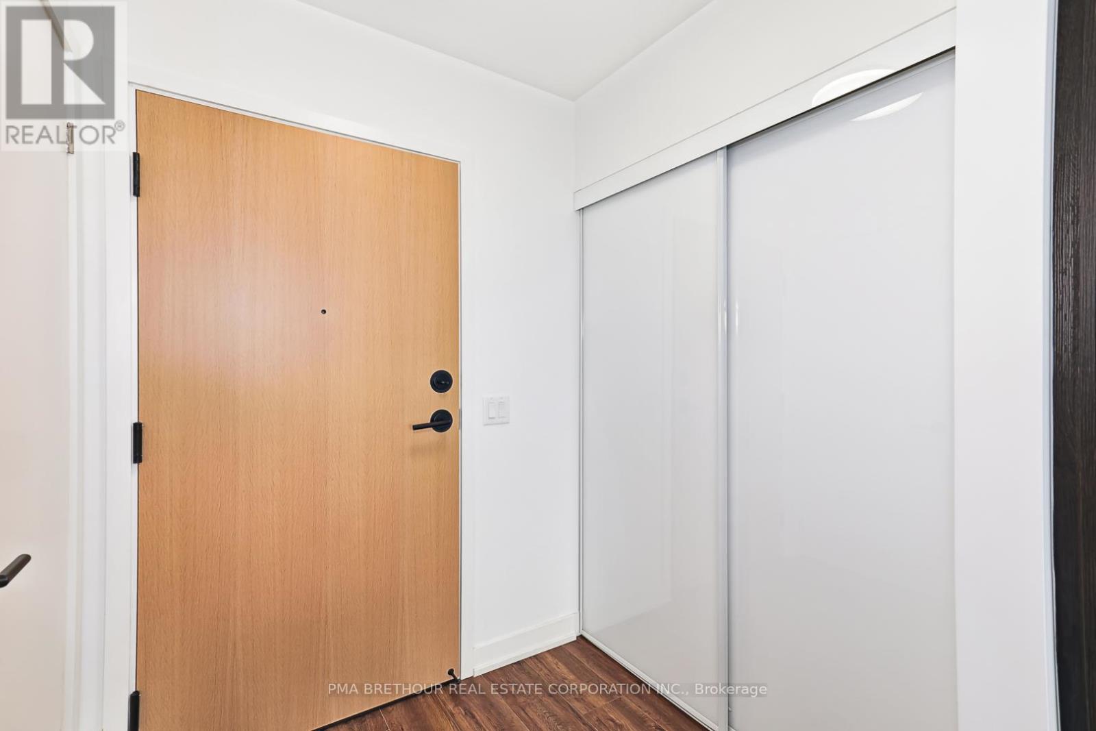 212 - 31 Huron Street, Collingwood, Ontario  L9Y 5T7 - Photo 5 - S12644306