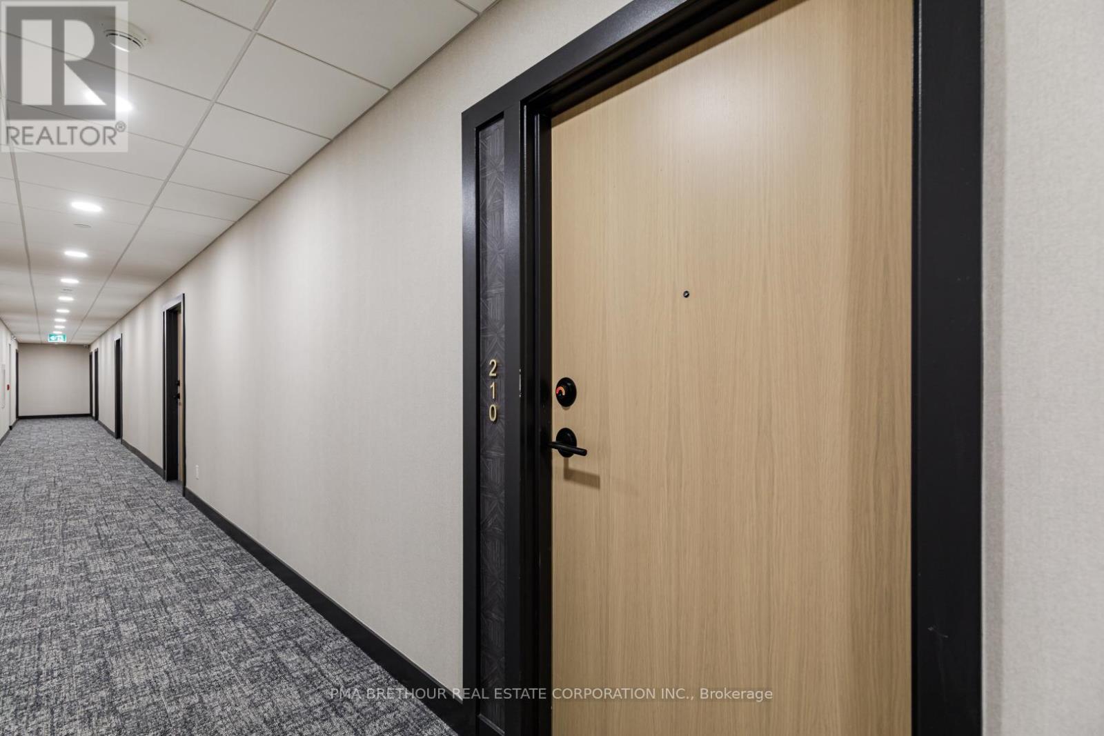 210 - 31 Huron Street, Collingwood, Ontario  L9Y 5T7 - Photo 3 - S12644308