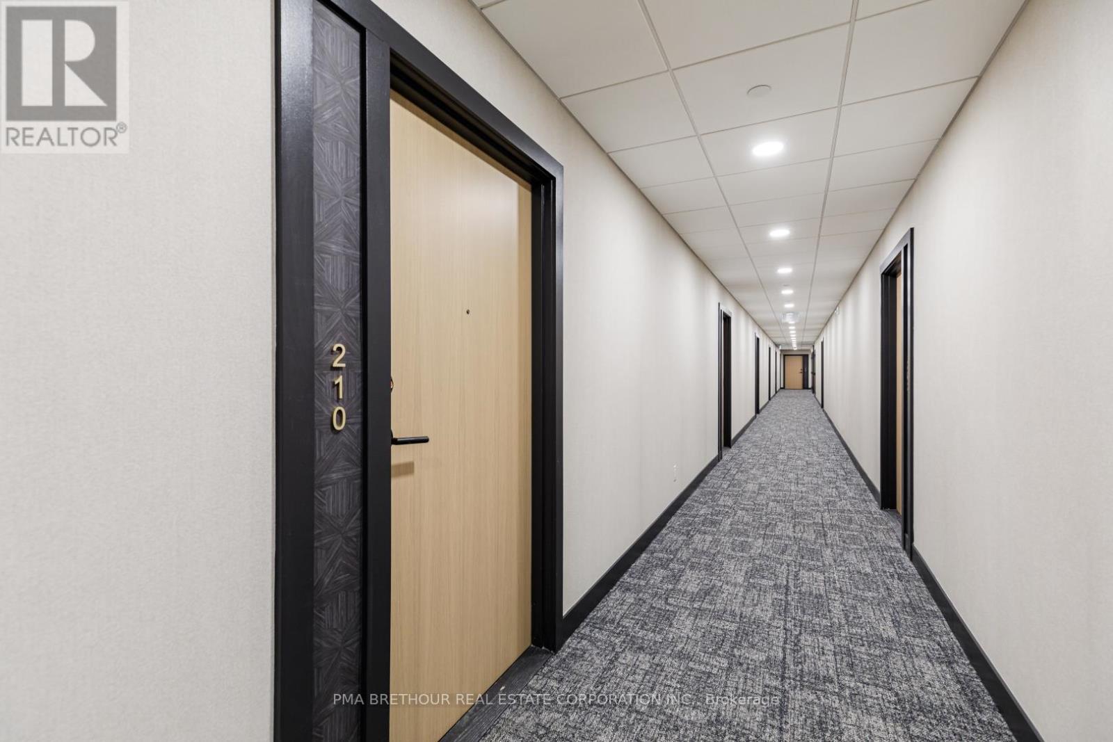 210 - 31 Huron Street, Collingwood, Ontario  L9Y 5T7 - Photo 4 - S12644308