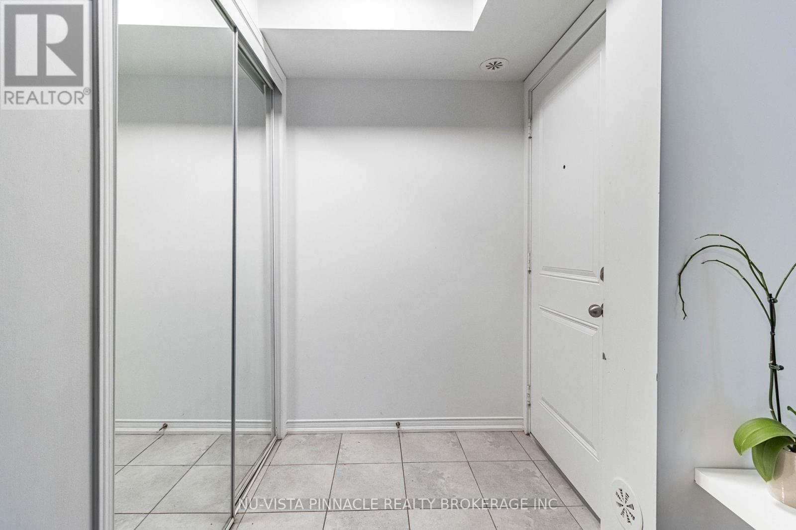 22 - 2488 Post Road, Oakville, Ontario  L6H 0K1 - Photo 5 - W12644340