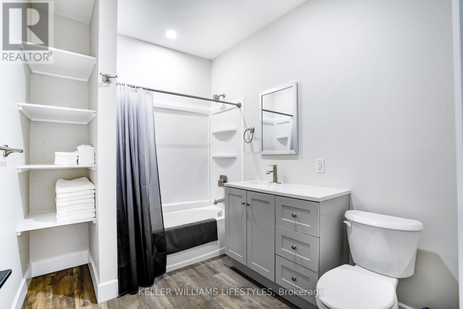 4 - 539 Talbot Street, St. Thomas, Ontario  N5P 1C3 - Photo 16 - X12644336