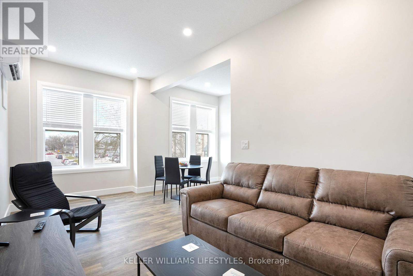 4 - 539 Talbot Street, St. Thomas, Ontario  N5P 1C3 - Photo 18 - X12644336