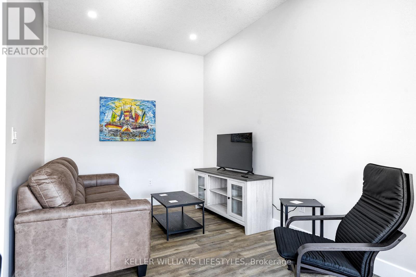 4 - 539 Talbot Street, St. Thomas, Ontario  N5P 1C3 - Photo 30 - X12644336