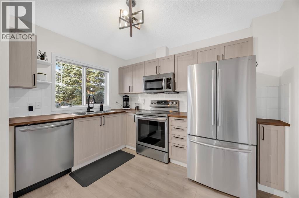 104 Stonemere Place, Chestermere, Alberta  T1X 1N1 - Photo 12 - A2263355