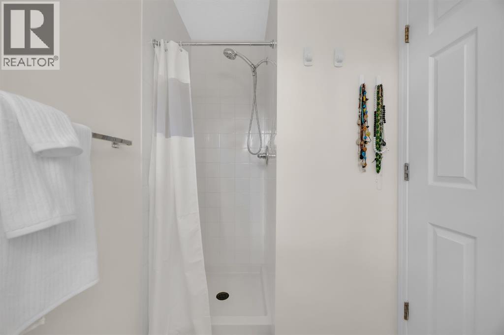 104 Stonemere Place, Chestermere, Alberta  T1X 1N1 - Photo 25 - A2263355