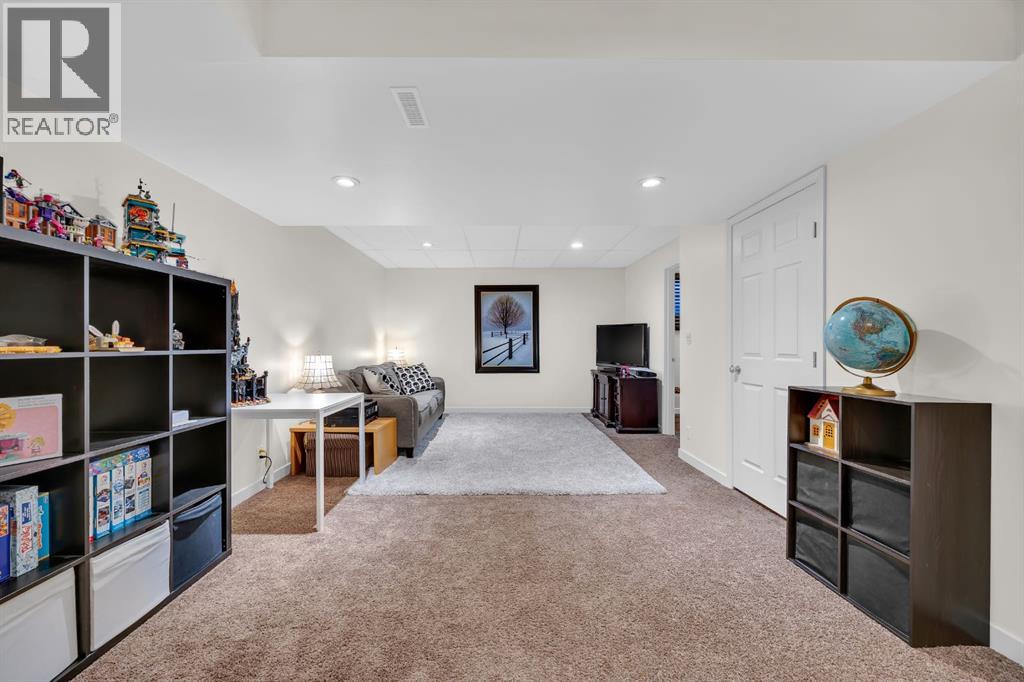 104 Stonemere Place, Chestermere, Alberta  T1X 1N1 - Photo 32 - A2263355