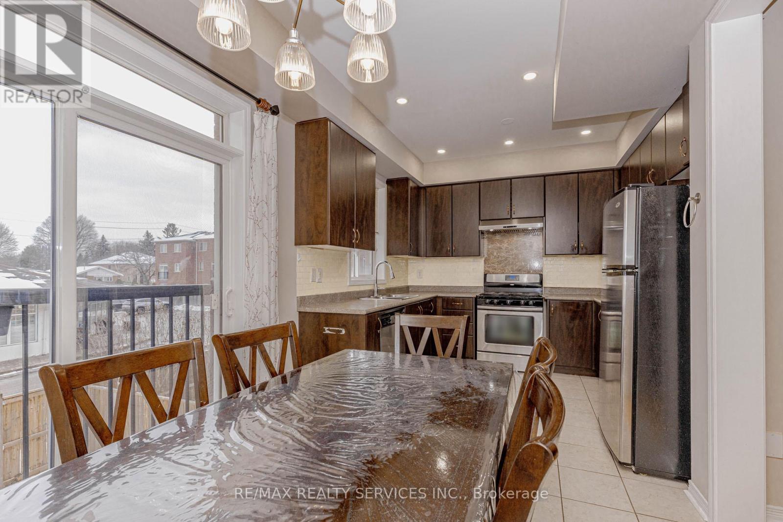 47 Curran Hall Crescent, Toronto, Ontario  M1G 0A1 - Photo 12 - E12644330