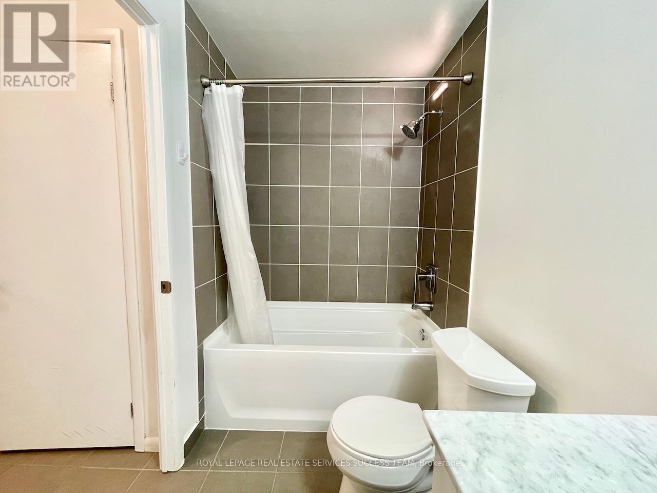 241 - 36 Via Bagnato Street, Toronto, Ontario  M6A 0B7 - Photo 10 - W12457620
