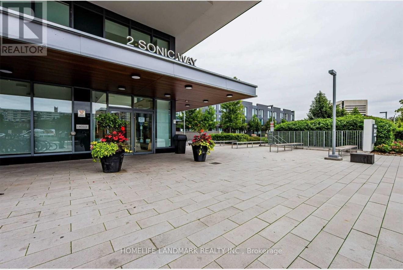 1506 - 2 Sonic Way, Toronto, Ontario  M3C 0P1 - Photo 2 - C12644342