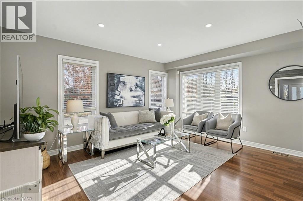 88 Buttercup Crescent, Waterdown, Ontario  L8B 0Y1 - Photo 4 - 40790463