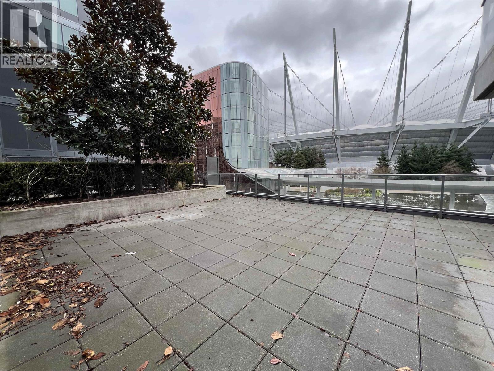 1252 38 SMITHE STREET, vancouver, British Columbia