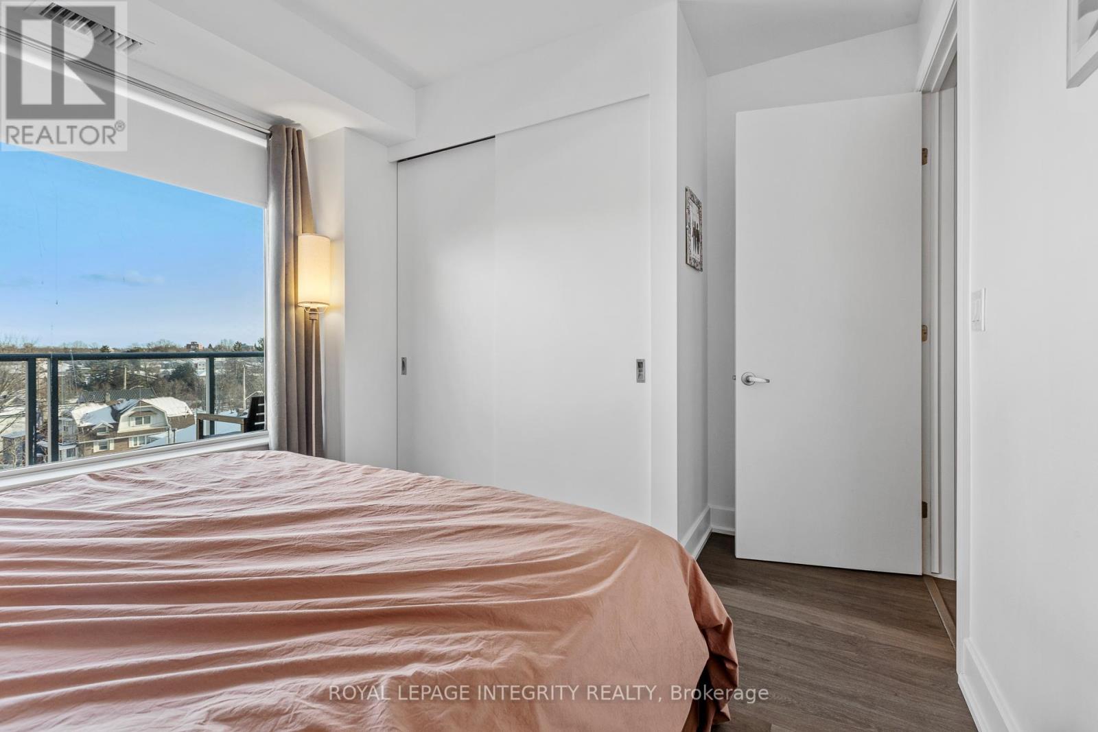 410 - 7 Marquette Avenue, Ottawa, Ontario  K1L 8A7 - Photo 15 - X12644354