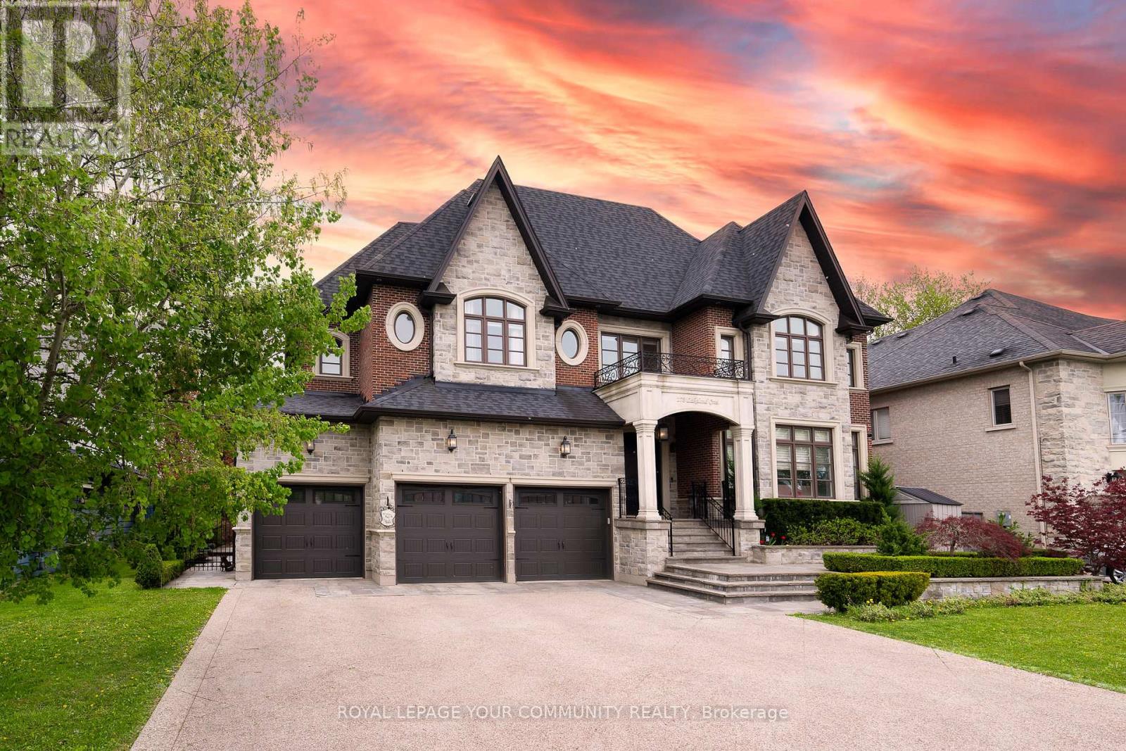 173 Lakeland Crescent, Richmond Hill, Ontario  L4E 3A4 - Photo 3 - N12643558