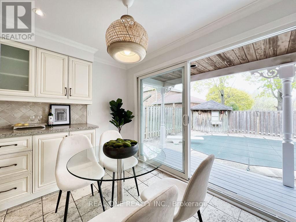 38 Mckay Crescent, Markham, Ontario  L3R 3M6 - Photo 11 - N12644352