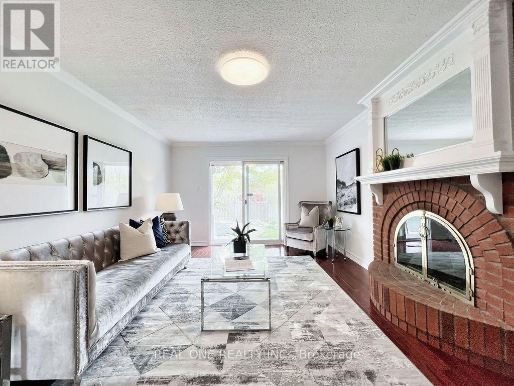 38 Mckay Crescent, Markham, Ontario  L3R 3M6 - Photo 13 - N12644352