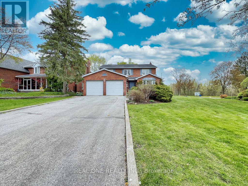 38 Mckay Crescent, Markham, Ontario  L3R 3M6 - Photo 2 - N12644352