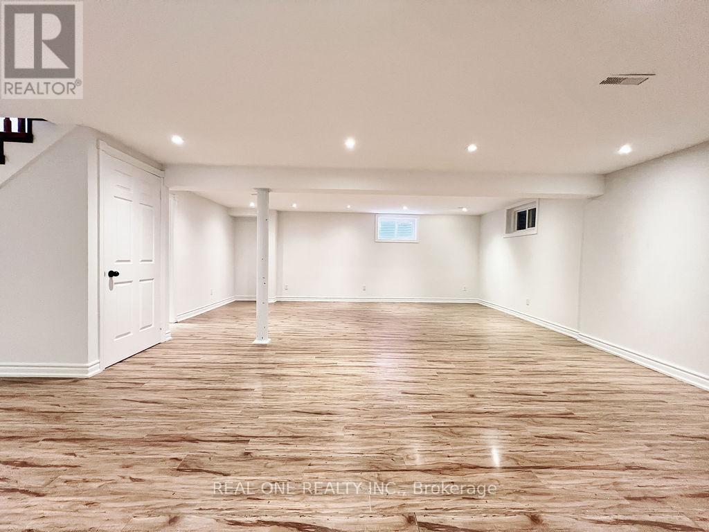 38 Mckay Crescent, Markham, Ontario  L3R 3M6 - Photo 26 - N12644352