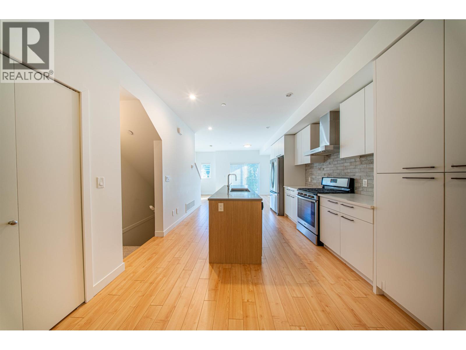 2 22810 113 Avenue, Maple Ridge, British Columbia  V2X 3N2 - Photo 3 - R3074597