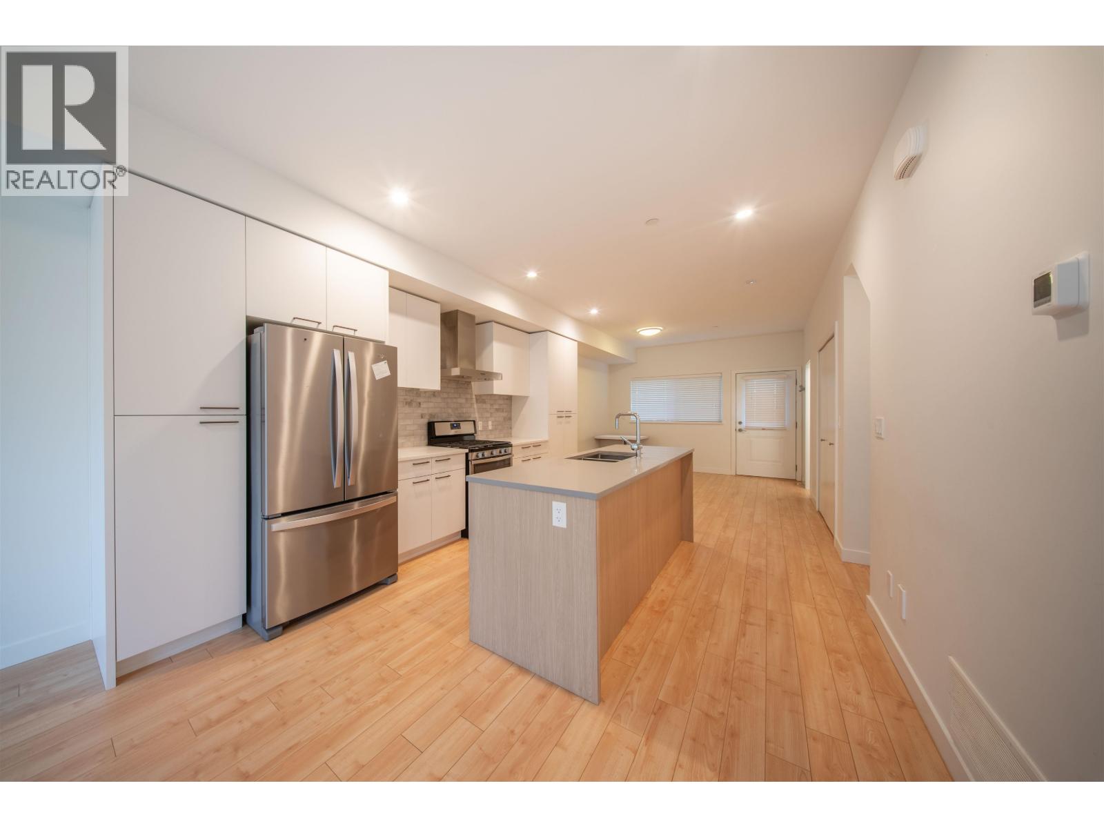 2 22810 113 Avenue, Maple Ridge, British Columbia  V2X 3N2 - Photo 2 - R3074597