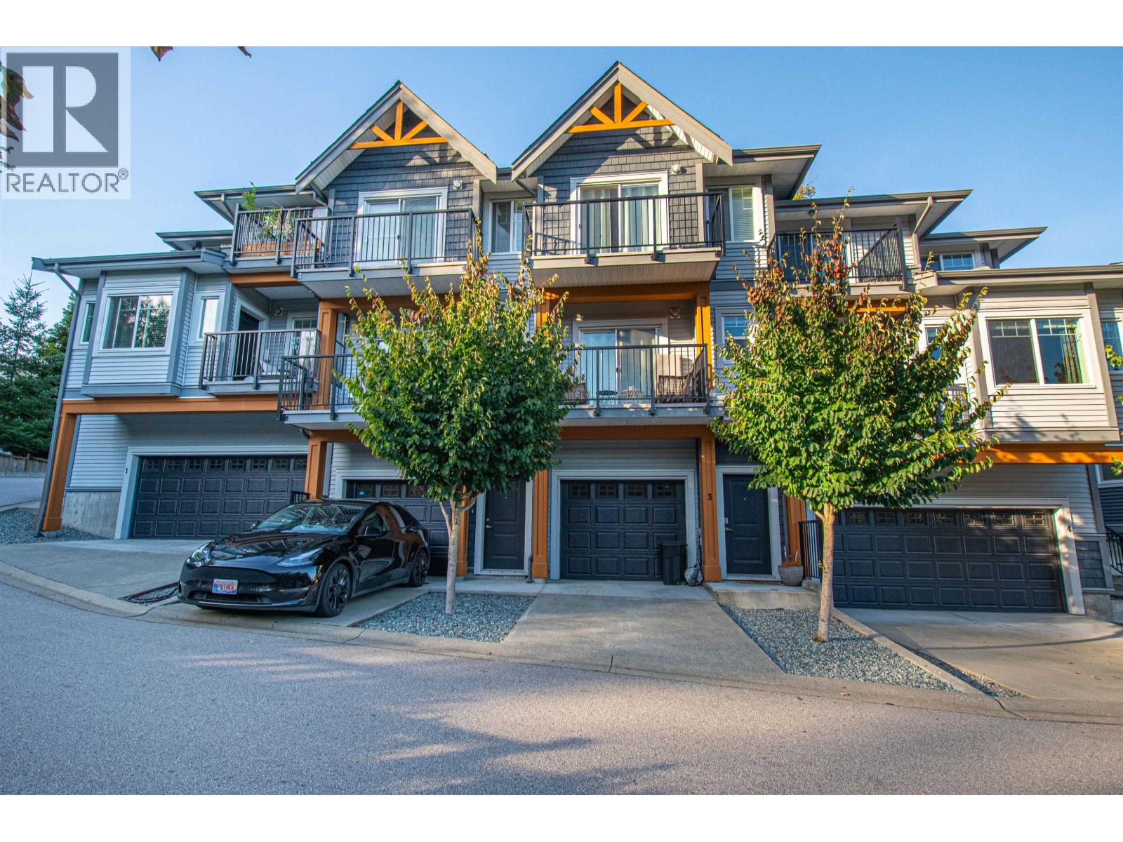 2 22810 113 AVENUE, Maple Ridge, British Columbia