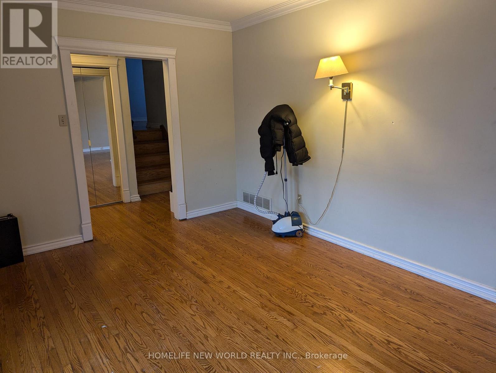 2053 Saxon Road, Oakville, Ontario  L6L 2V1 - Photo 12 - W12644356