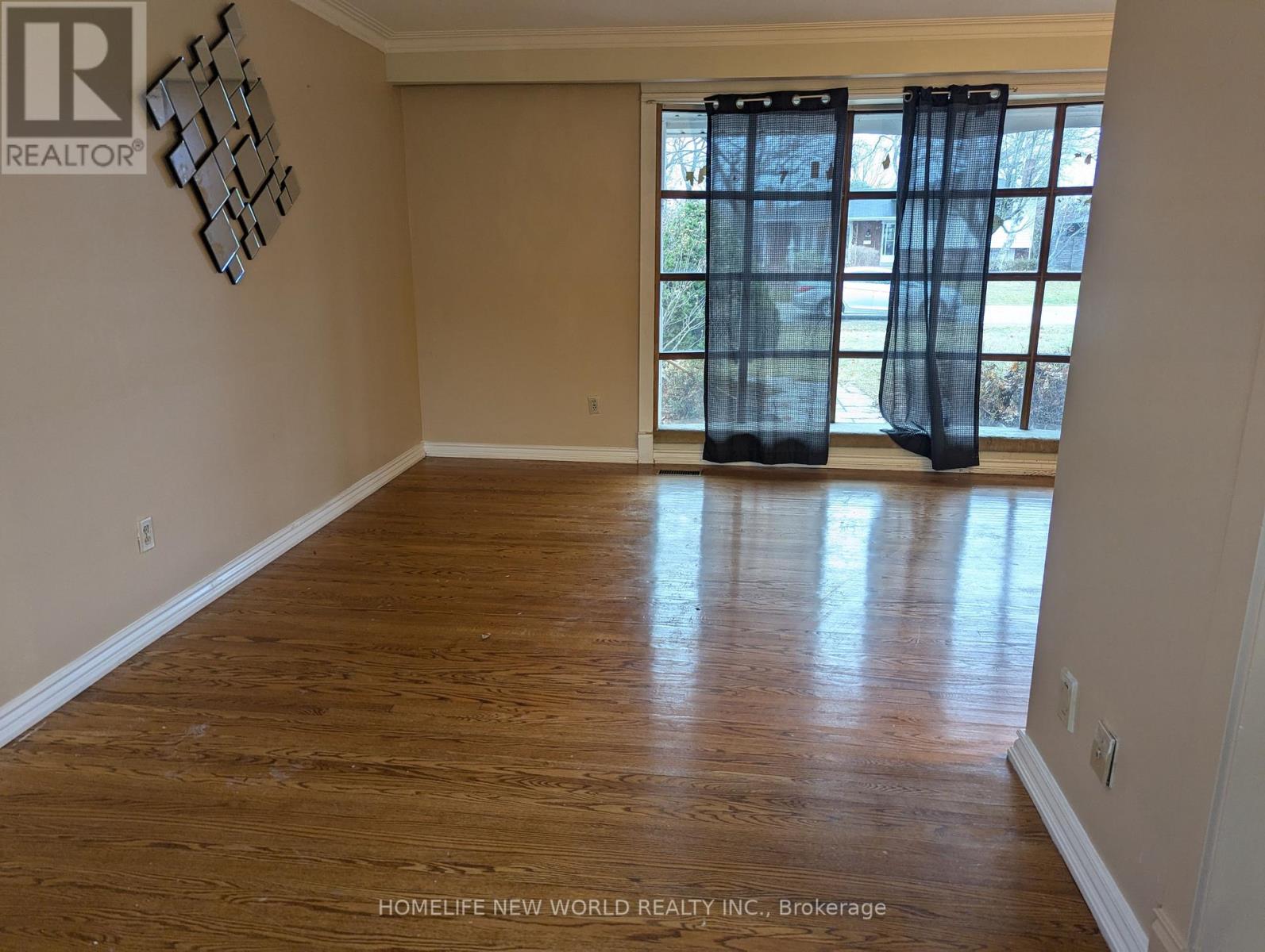 2053 Saxon Road, Oakville, Ontario  L6L 2V1 - Photo 13 - W12644356