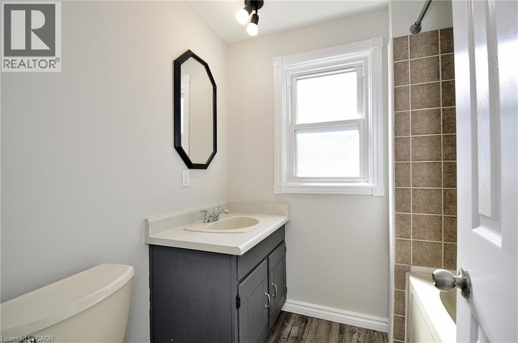 16 Hungerford Road, Cambridge, Ontario  N3C 2P5 - Photo 17 - 40780677