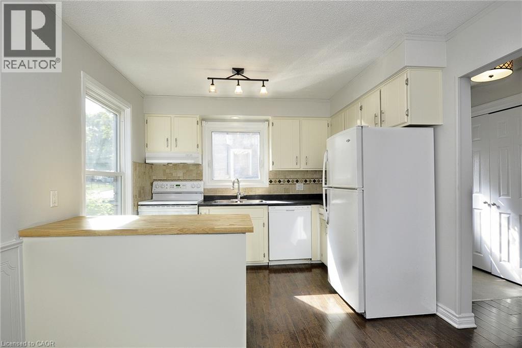 16 Hungerford Road, Cambridge, Ontario  N3C 2P5 - Photo 5 - 40780677