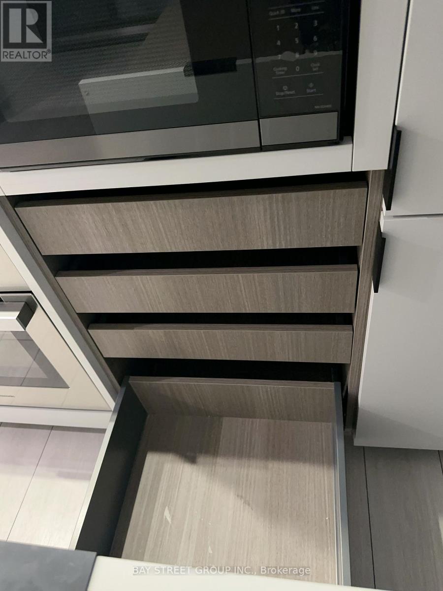 3310 - 55 Charles Street E, Toronto, Ontario  M4Y 0J1 - Photo 17 - C12643694