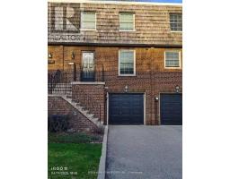 43 - 11 STONEDALE PLACEWAY, Toronto, Ontario