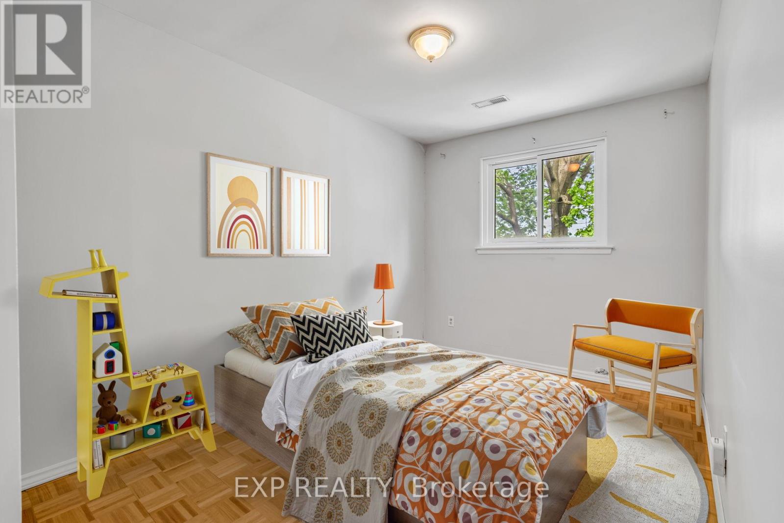 325 - 22 Niles Way, Markham, Ontario  L3T 5B8 - Photo 10 - N12644376