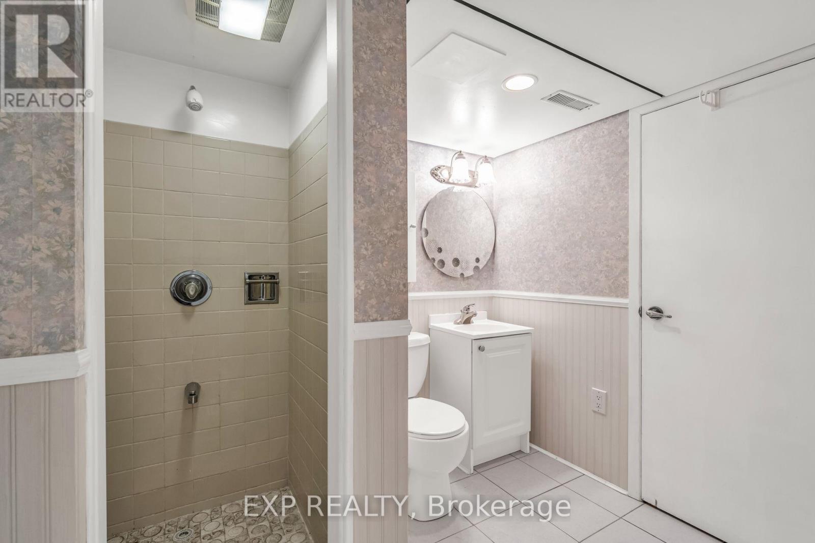 325 - 22 Niles Way, Markham, Ontario  L3T 5B8 - Photo 15 - N12644376