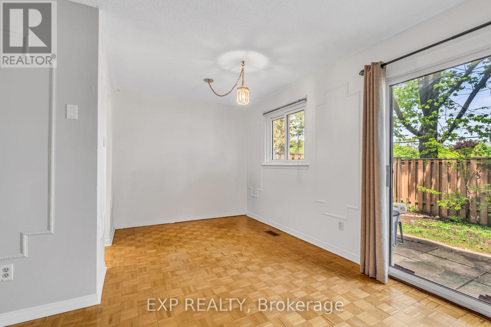 325 - 22 Niles Way, Markham, Ontario  L3T 5B8 - Photo 22 - N12644376