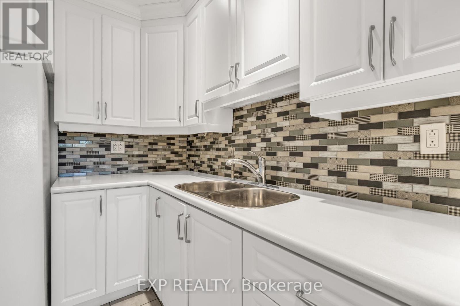 325 - 22 Niles Way, Markham, Ontario  L3T 5B8 - Photo 30 - N12644376