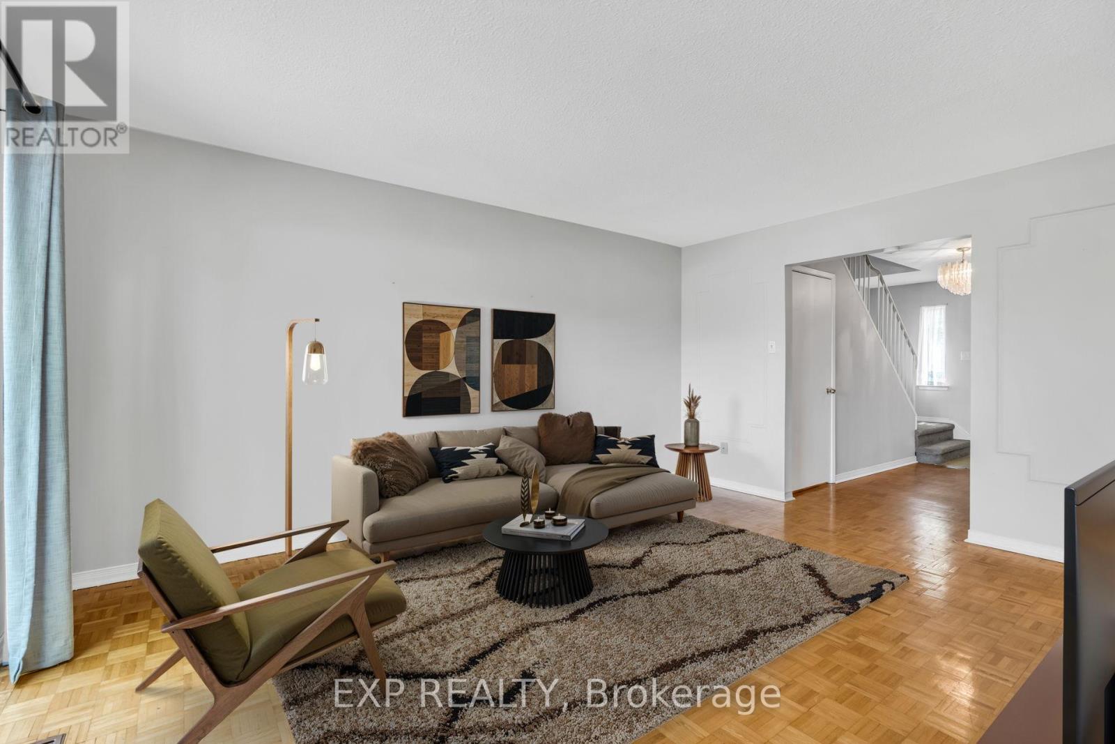 325 - 22 Niles Way, Markham, Ontario  L3T 5B8 - Photo 4 - N12644376