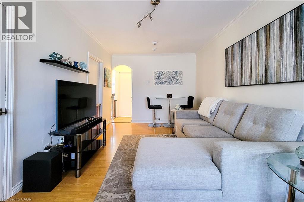 86 East 18th Street, Hamilton, Ontario  L9A 4N8 - Photo 14 - 40778429