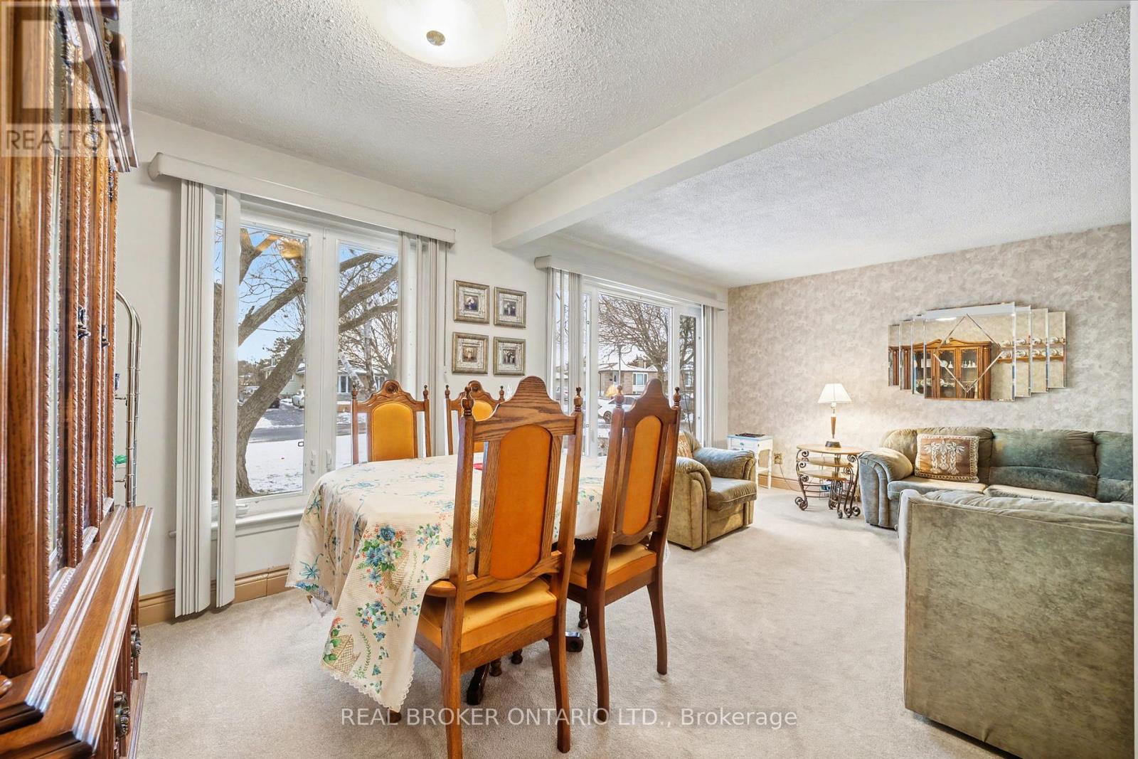 40 Flavian Crescent, Brampton, Ontario  L6T 3P4 - Photo 8 - W12644360