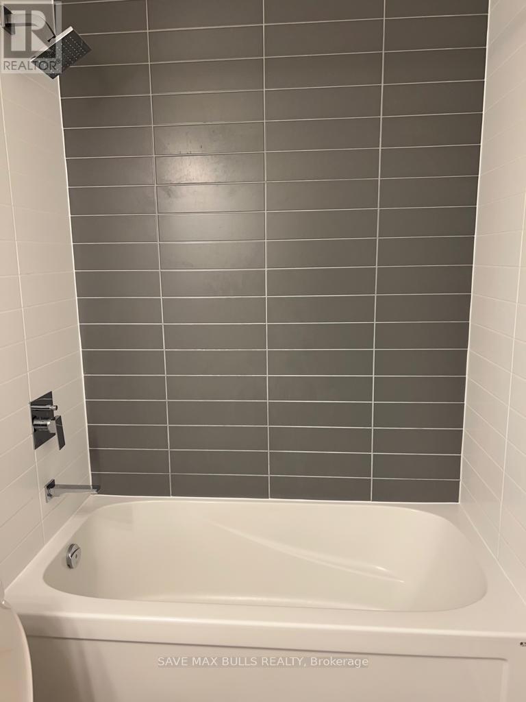 2011 - 4011 Brickstone Mews, Mississauga, Ontario  L5B 0G3 - Photo 26 - W12644372