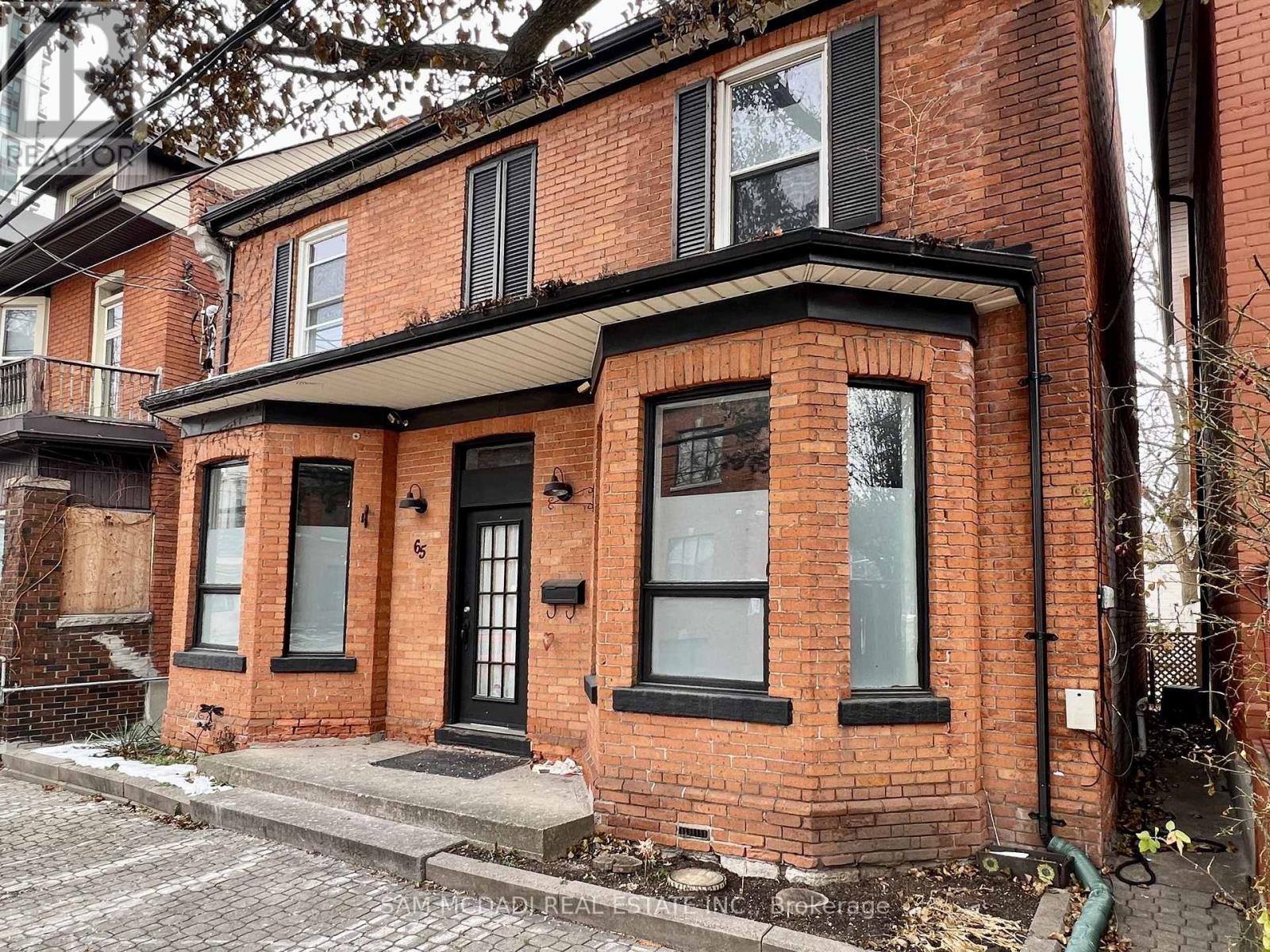 65 Walnut Street S, Hamilton, Ontario  L8N 2L2 - Photo 2 - X12644368